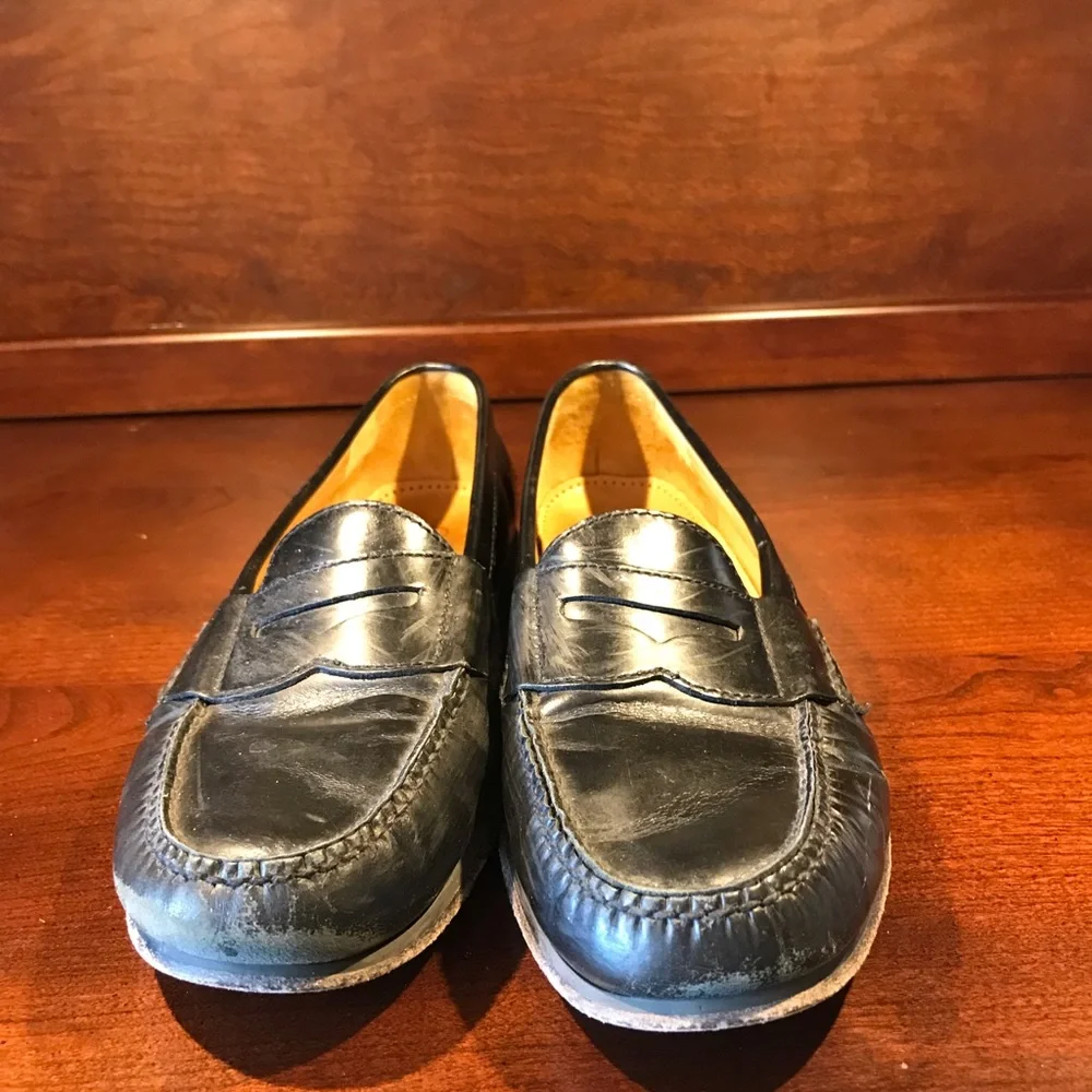 Men Cole Haan Penny Loafers Size 10M. BLACK